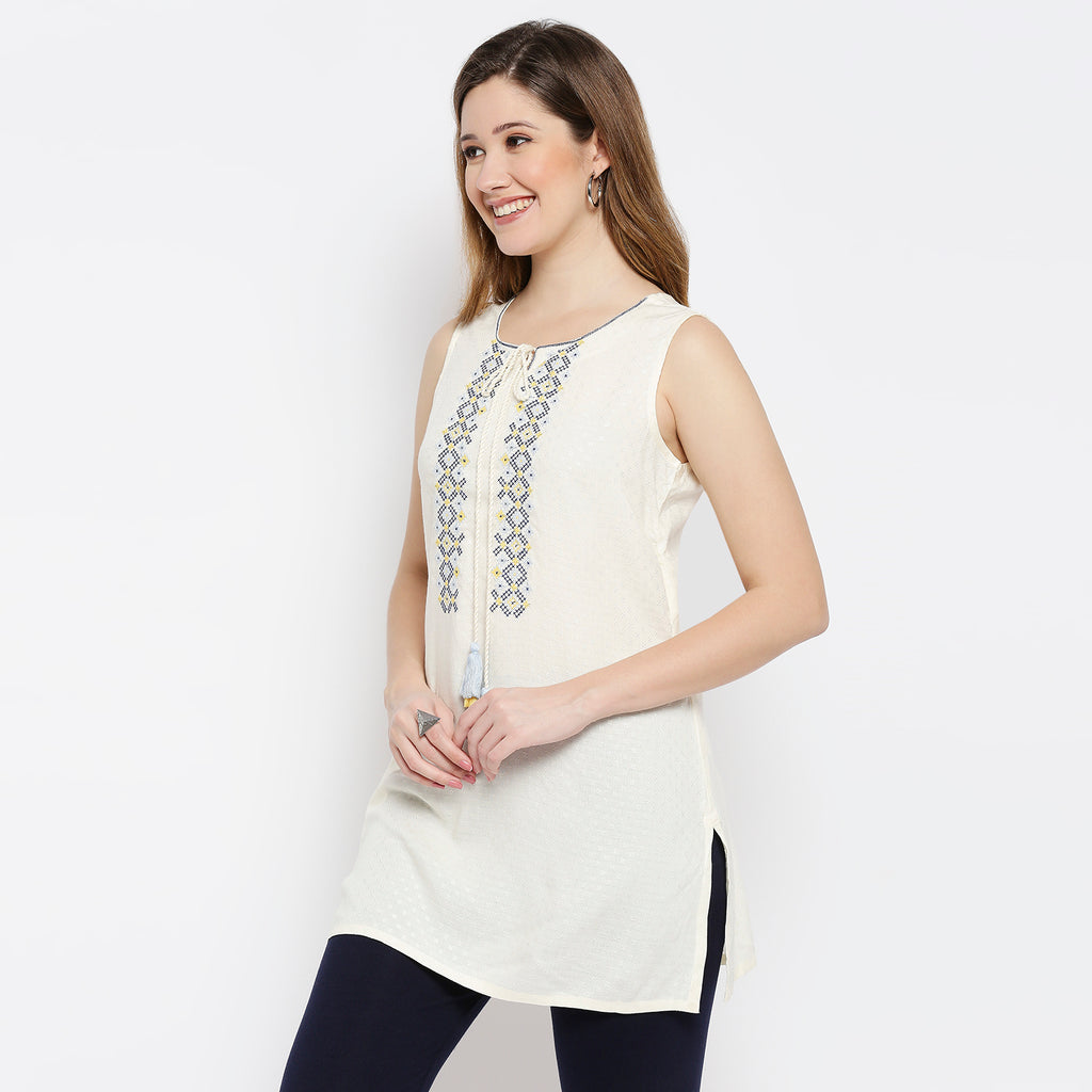 Women Off White Viscose Dobby Embroidered Top