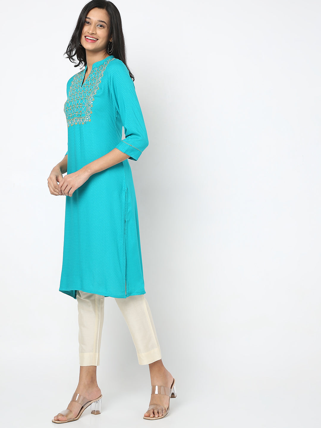 Women's Viscose Dobby Embroidered Kurta