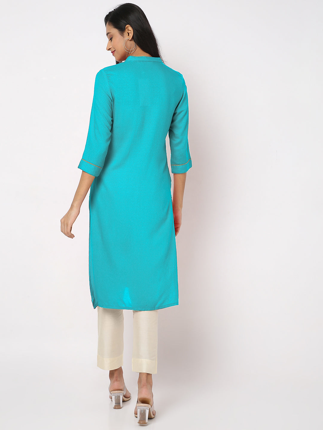 Women's Viscose Dobby Embroidered Kurta