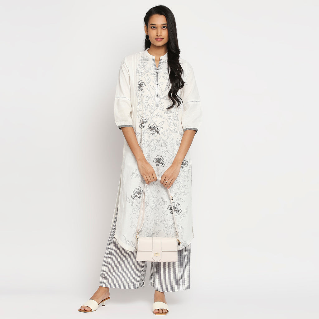 Women's White Cotton Linen Embroidered Kurta