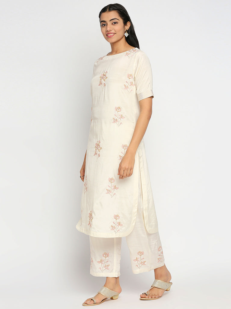 Women's Off White Shantoon  Nylangan Topwear