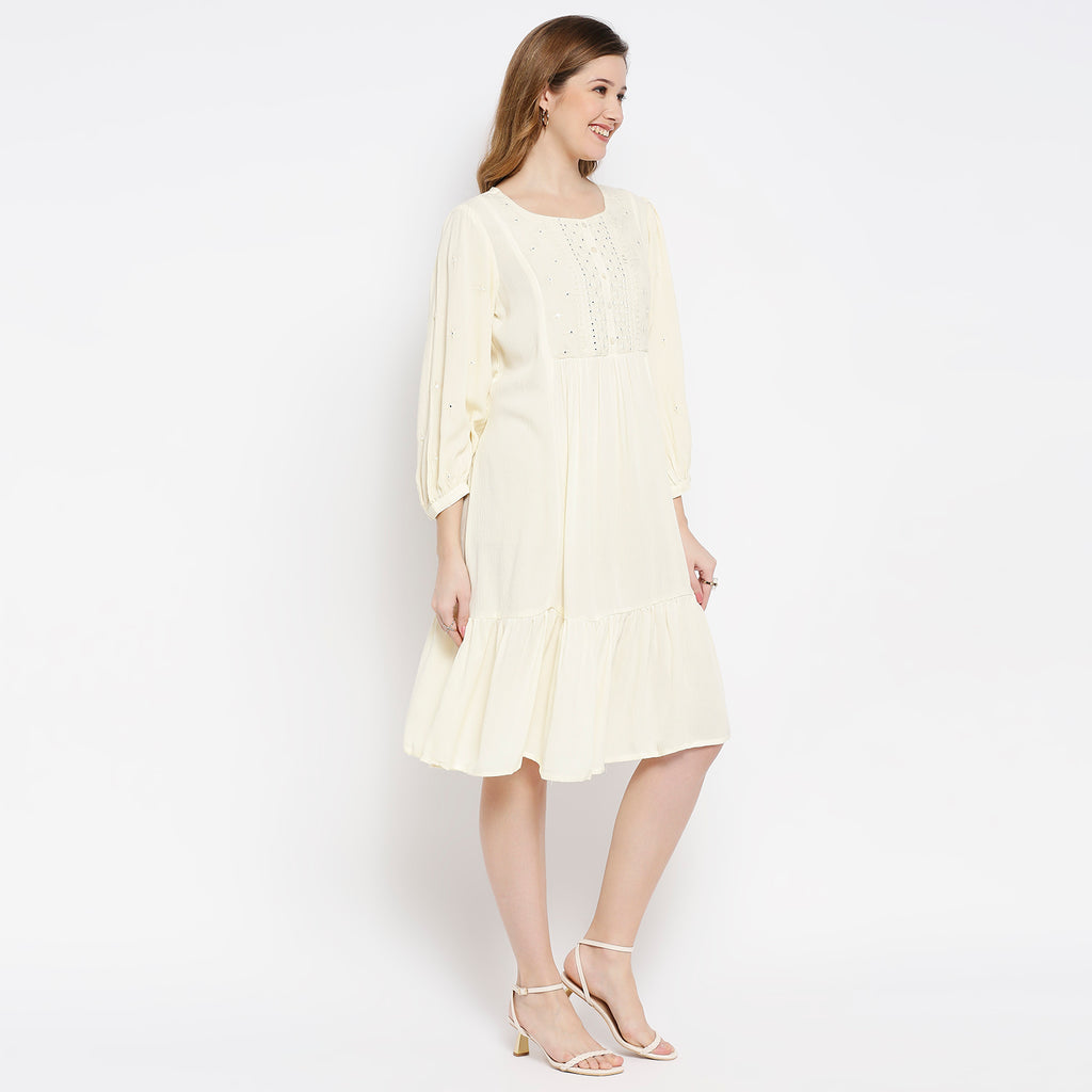 Women Beige Cotton Viscose Embroidered Kurta