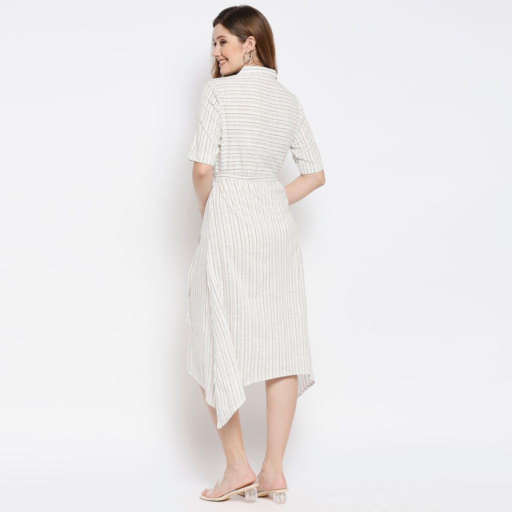 Women Off White Cotton Blend Embroidered Kurta