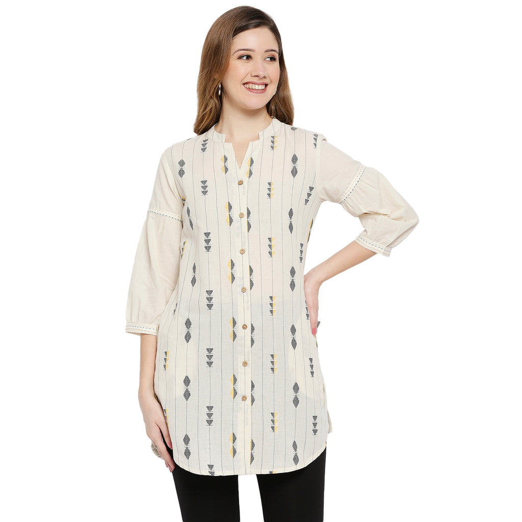 Women White Cotton Embroidered Kurta