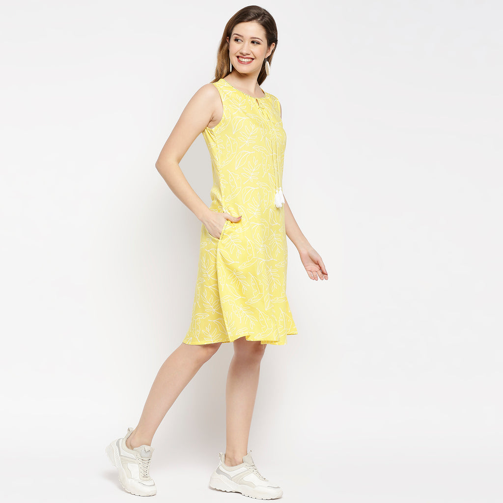Women's Yellow Viscose Printed Kurta