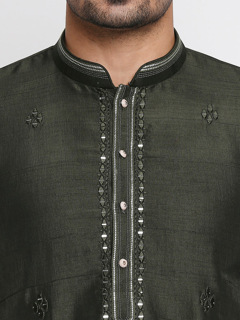 Men's Bottle Green Polyester Embroidered Kurta