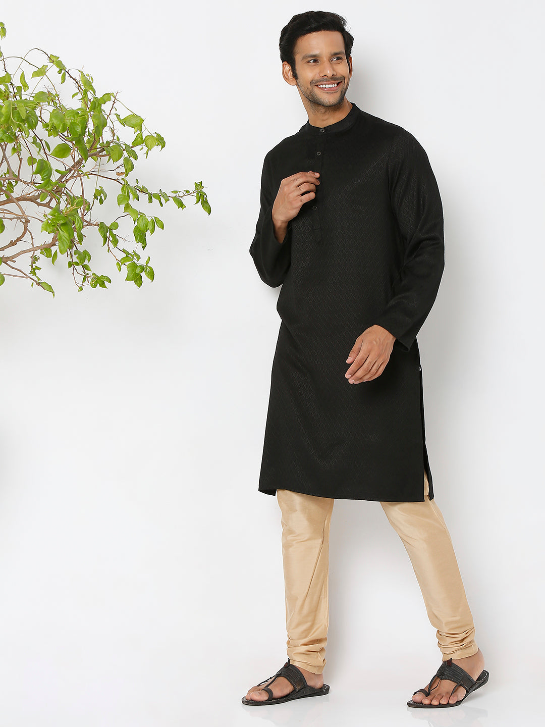 Men's Black Poly Viscose Froral Kurta
