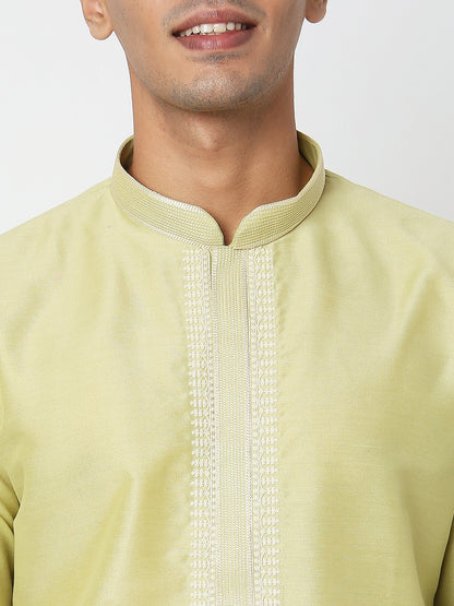 Men's Green Polyester Cotton Embroidered Kurta Pyjama Set
