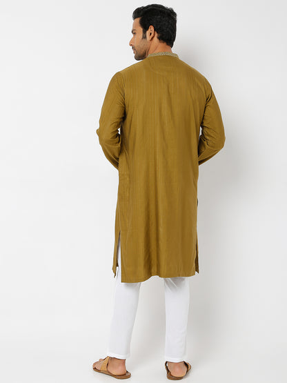 Men's Green Viscose Blend Embroidered Kurta