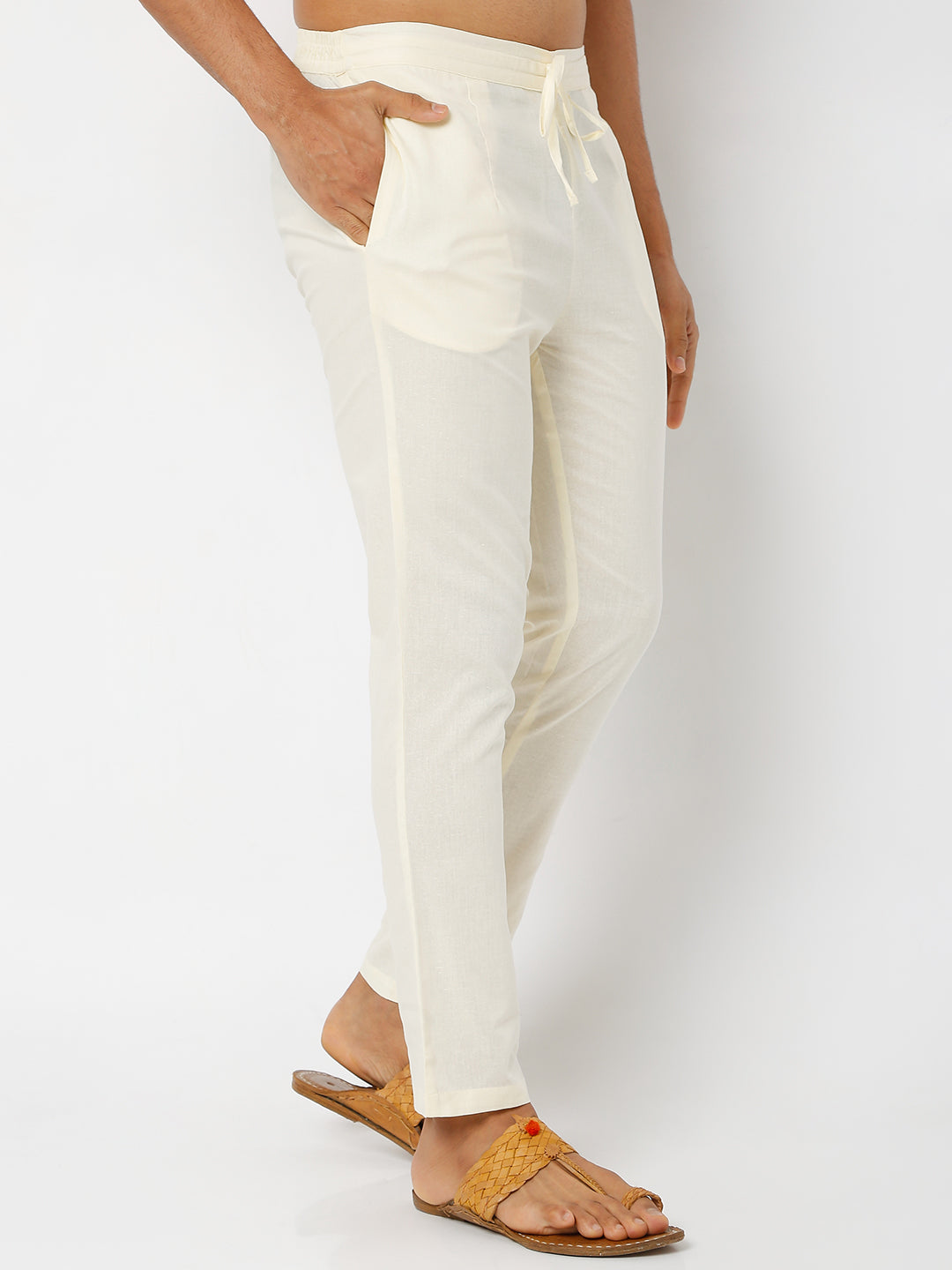 Men's Off White Poplin Solid Pyjamas
