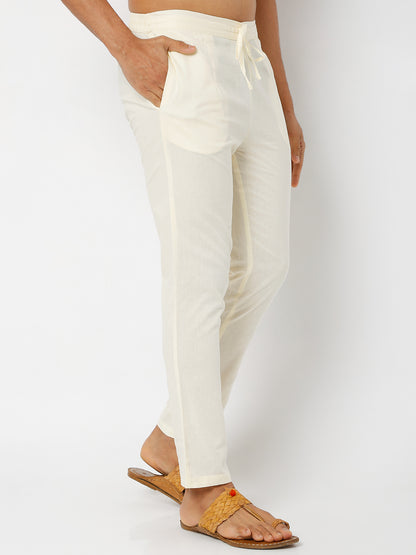 Men's Off White Poplin Solid Pyjamas