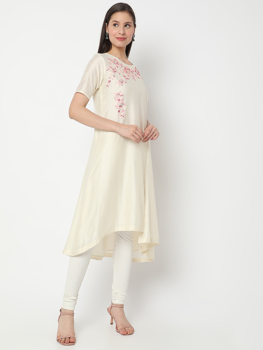 Nylangan Women's Off White Viscose Blend Embroidered Kurta