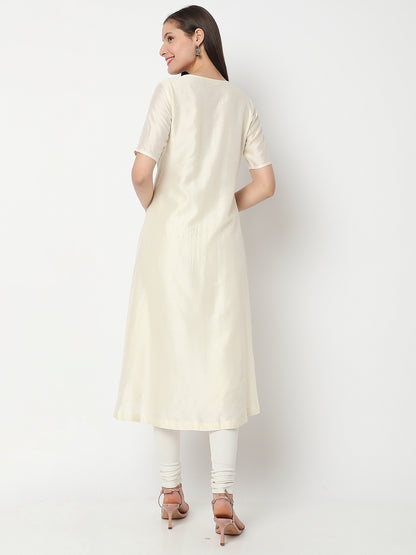 Nylangan Women's Off White Viscose Blend Embroidered Kurta