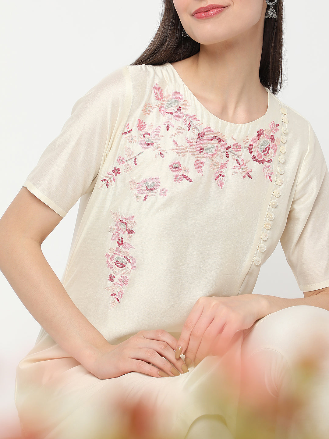 Nylangan Women's Off White Viscose Blend Embroidered Kurta