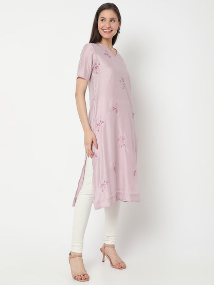 Nylangan Women's Lilac Viscose Blend Embroidered Kurta