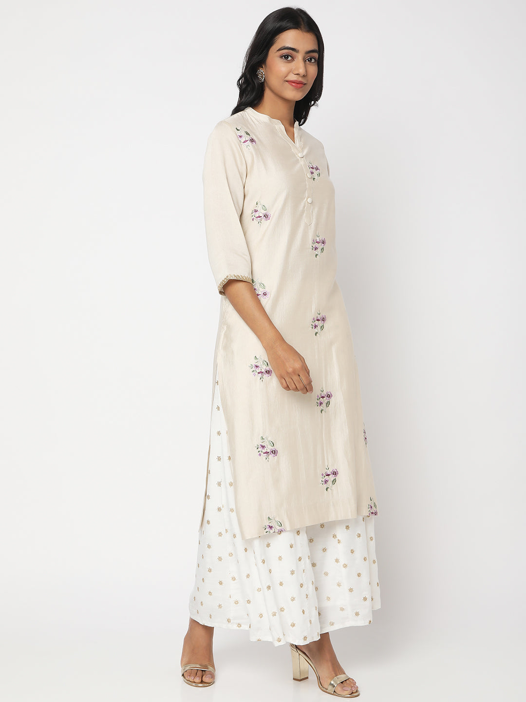Women's Off White Gadwal Embroidered Kurta