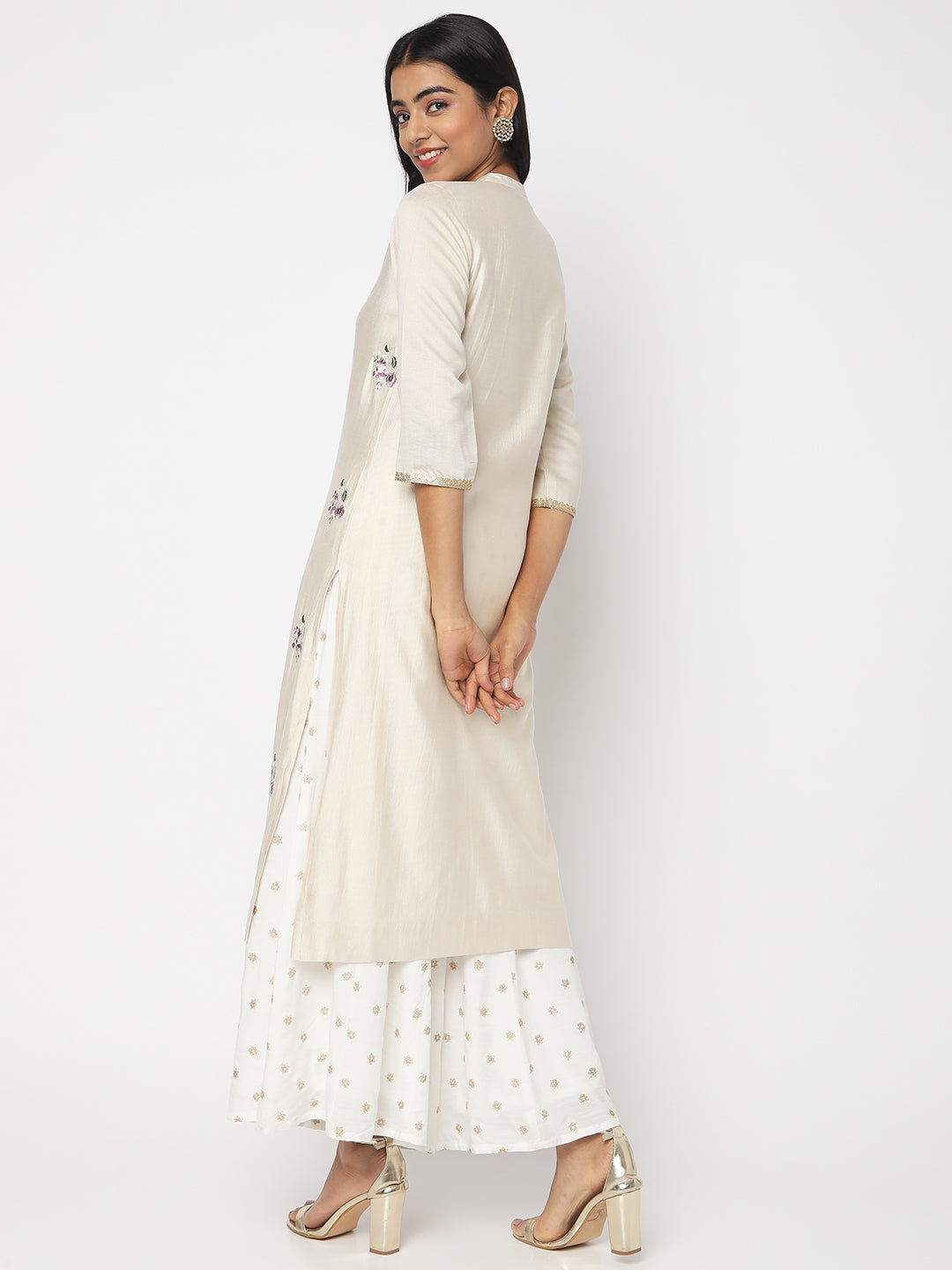 Women's Off White Gadwal Embroidered Kurta