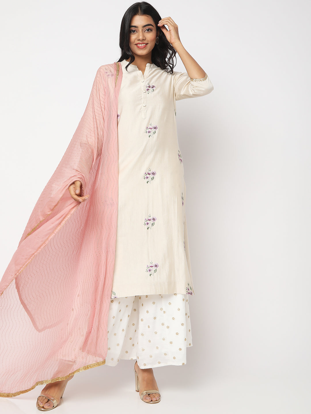 Women's Off White Gadwal Embroidered Kurta