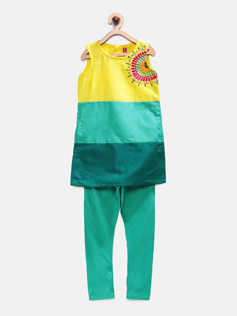 Kids Girls Straight Sleeveless Multi Color Skd