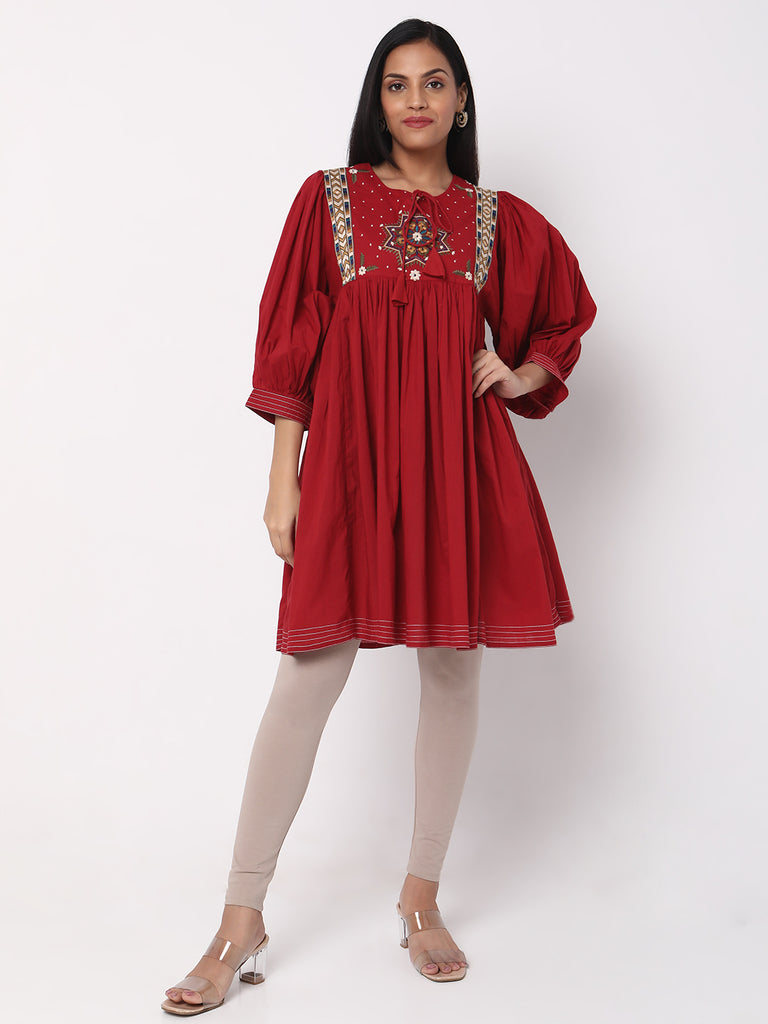 Relaxed Fit Embroidered Kurta