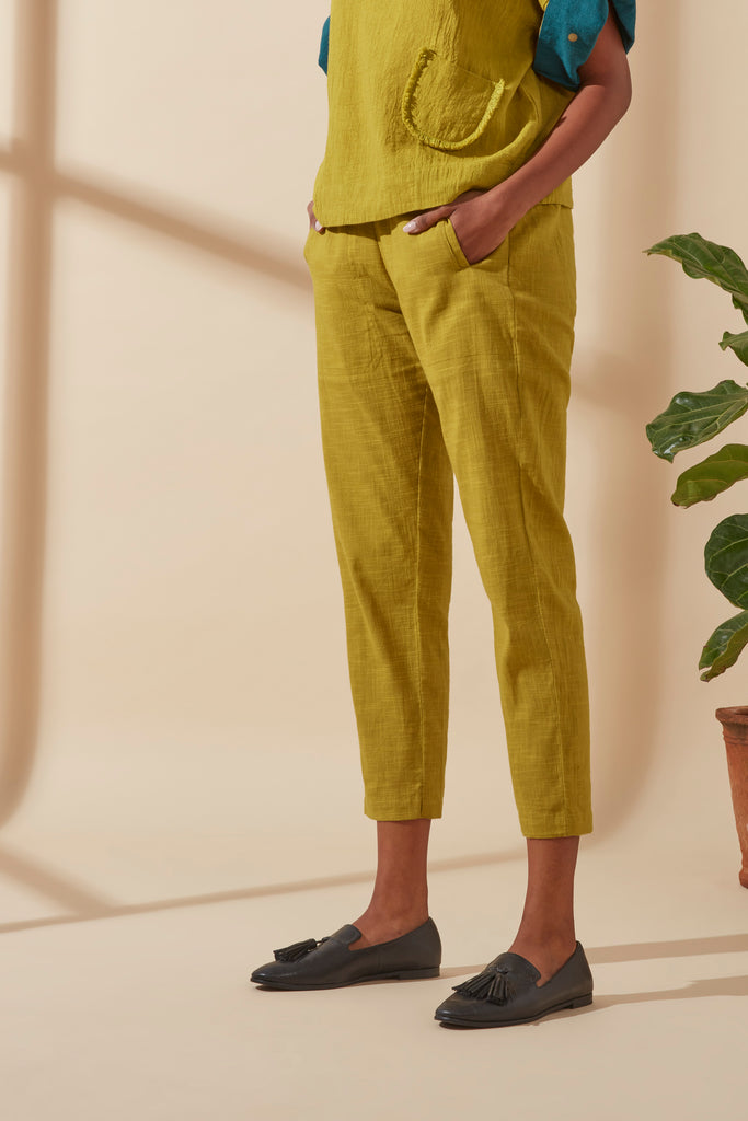 Ishita Dutta in Mustard Straight Fit Pants