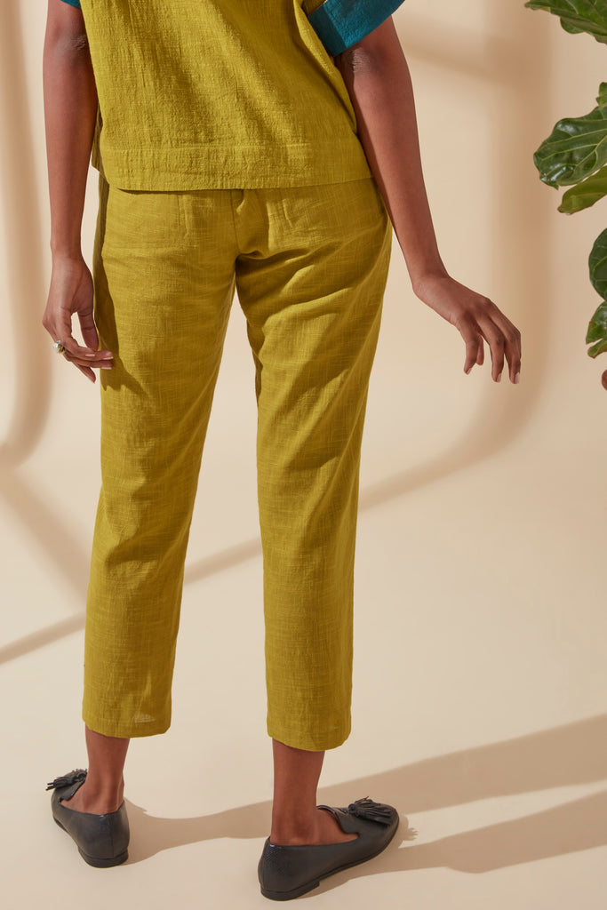 Ishita Dutta in Mustard Straight Fit Pants