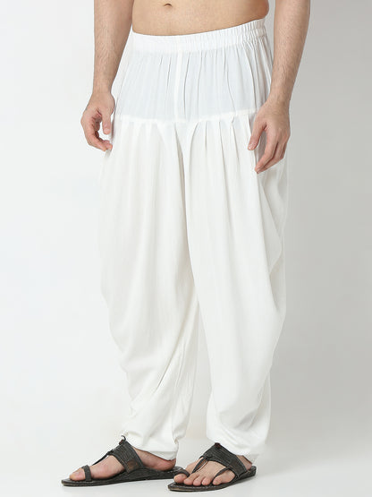 Regular Fit Solid Mid Rise Pants