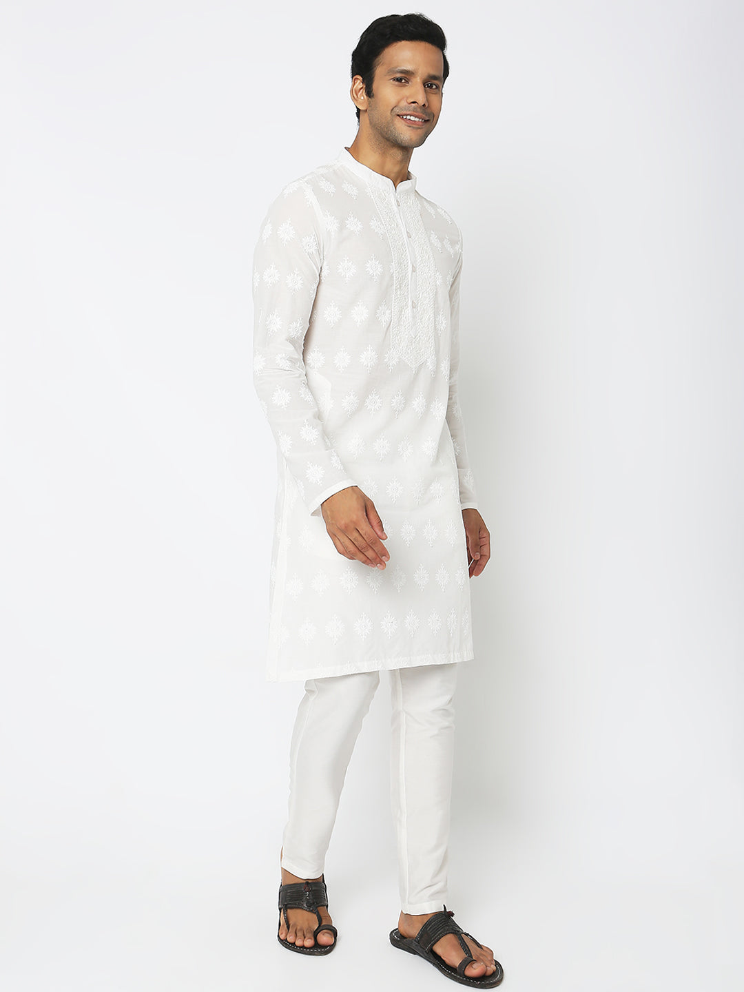 Regular Fit Embroidered Kurta