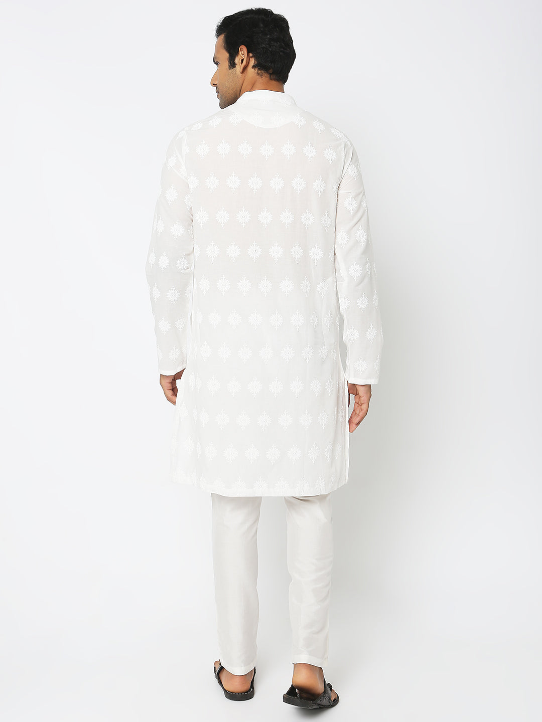 Regular Fit Embroidered Kurta