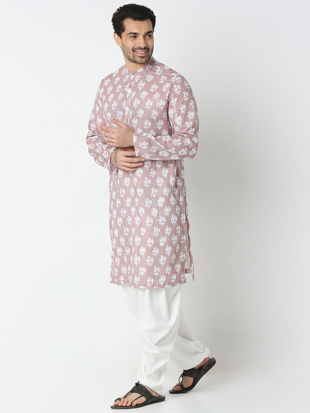 Regular Fit Embroidered Kurta