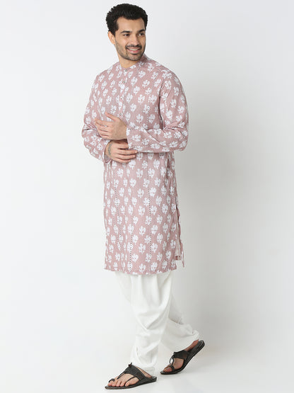 Regular Fit Embroidered Kurta