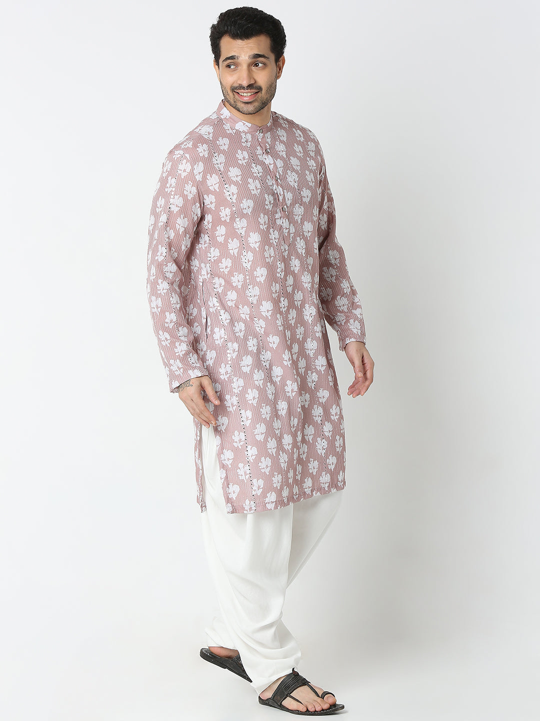 Regular Fit Embroidered Kurta