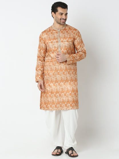 Regular Fit Embroidered Kurta