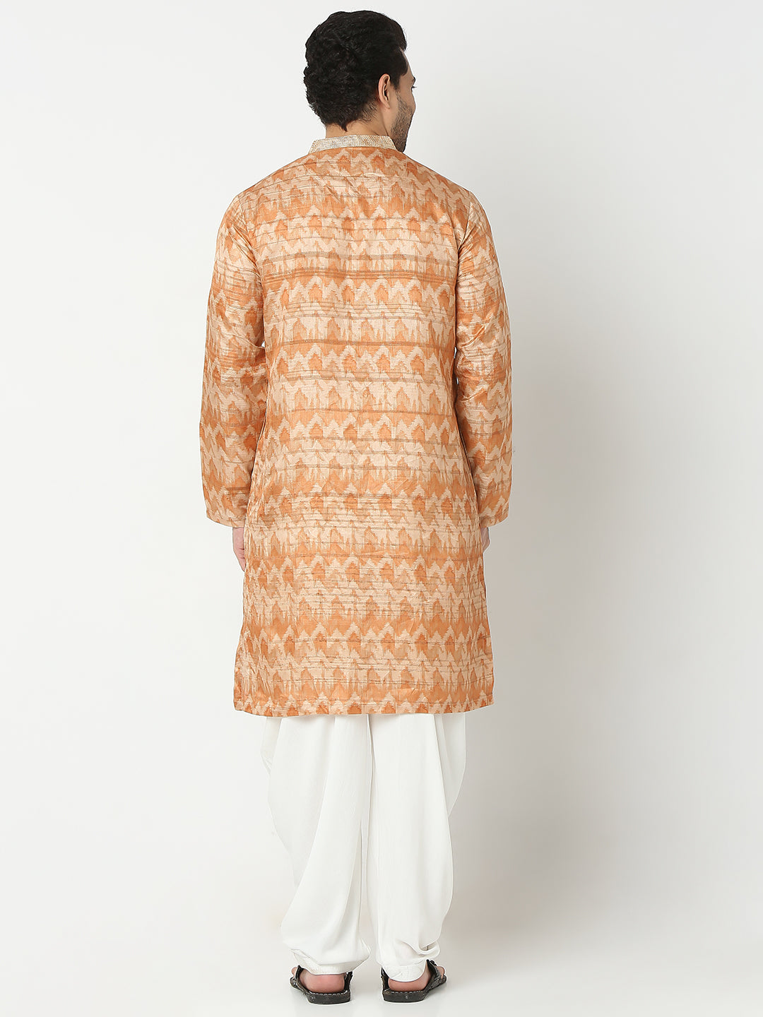 Regular Fit Embroidered Kurta
