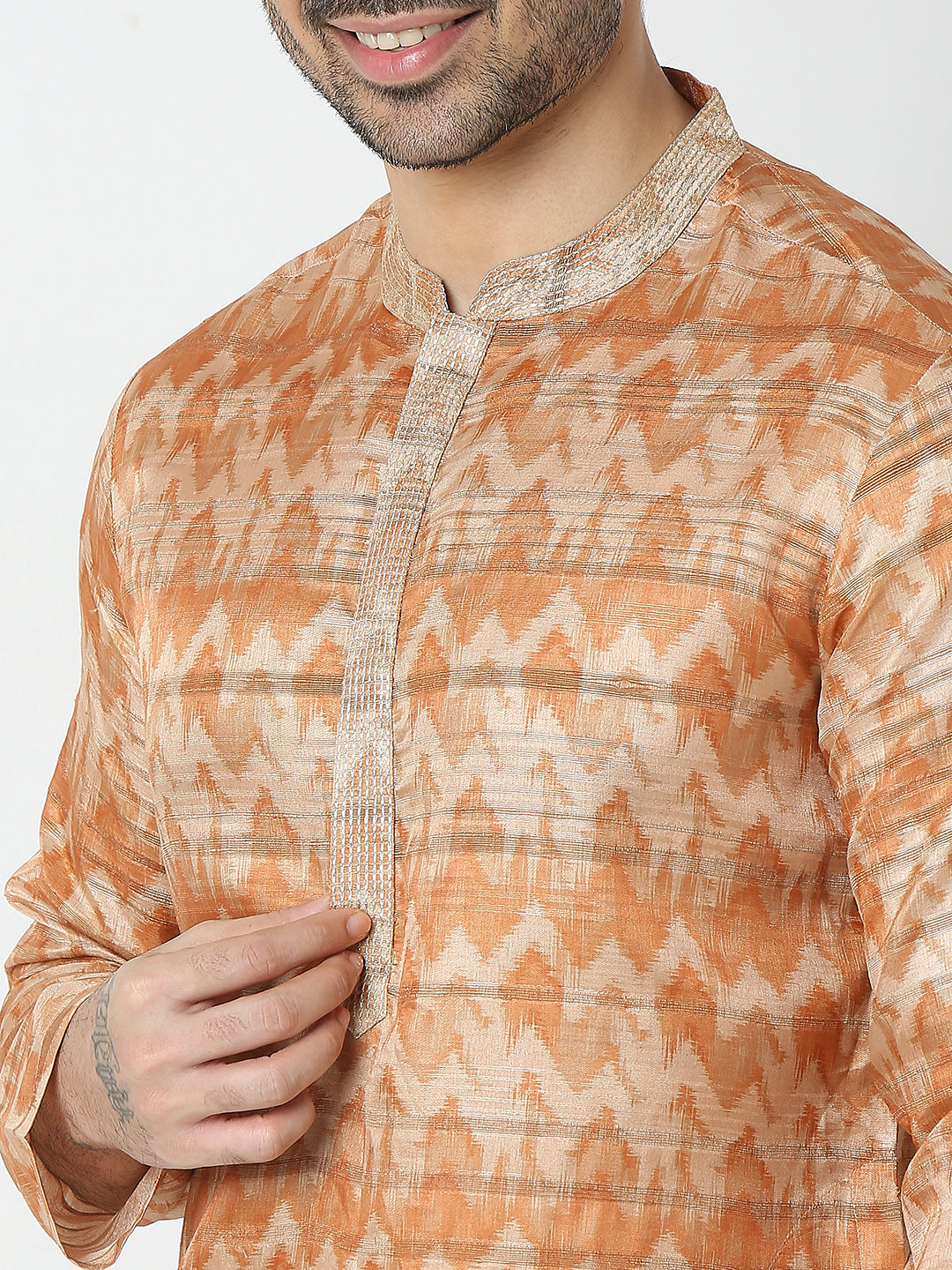 Regular Fit Embroidered Kurta