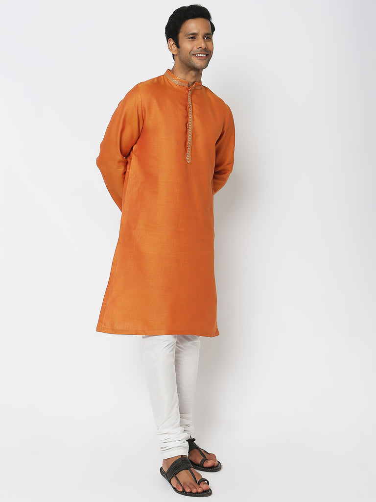 Regular Fit Embroidered Kurta