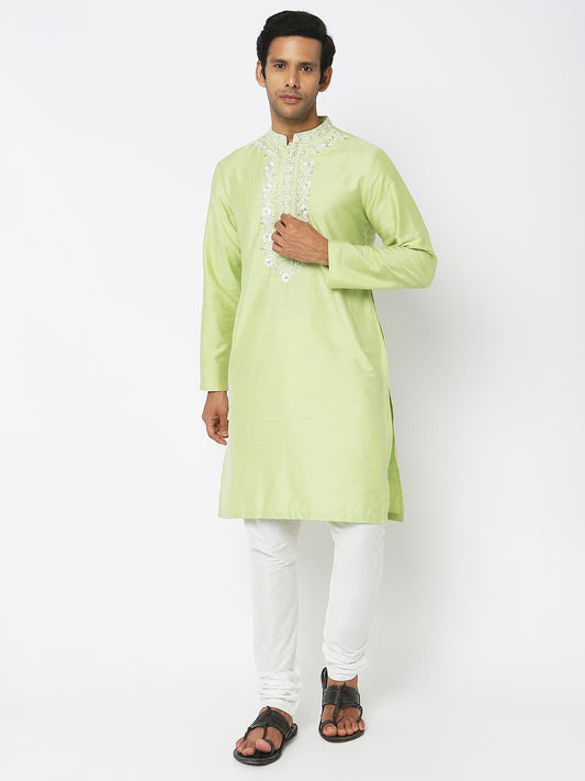 Regular Fit Embroidered Kurta