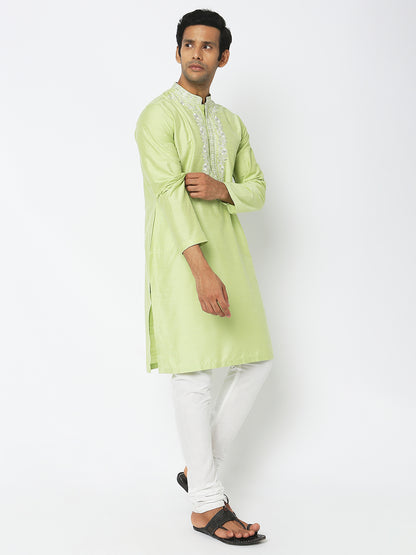 Regular Fit Embroidered Kurta