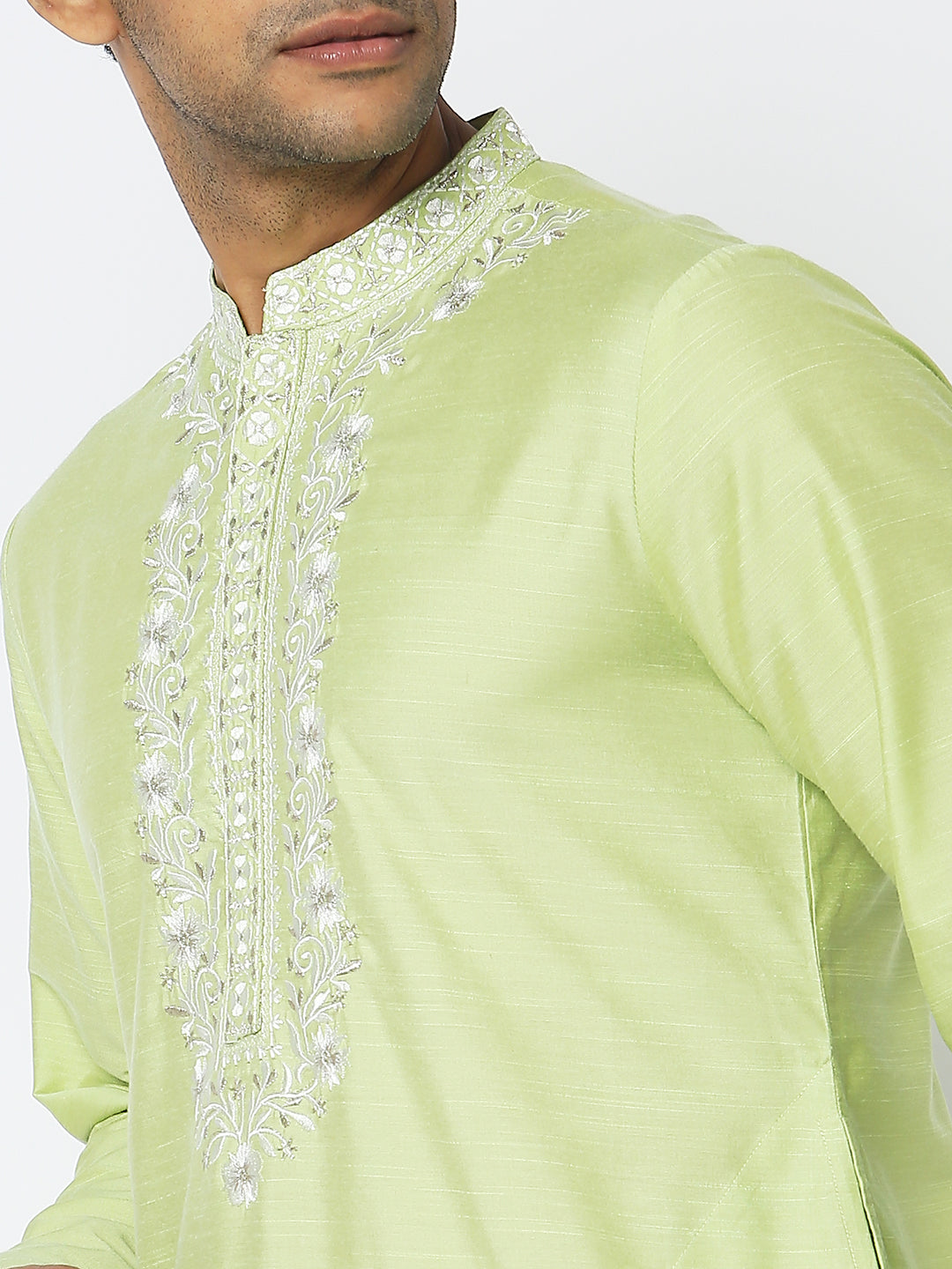 Regular Fit Embroidered Kurta