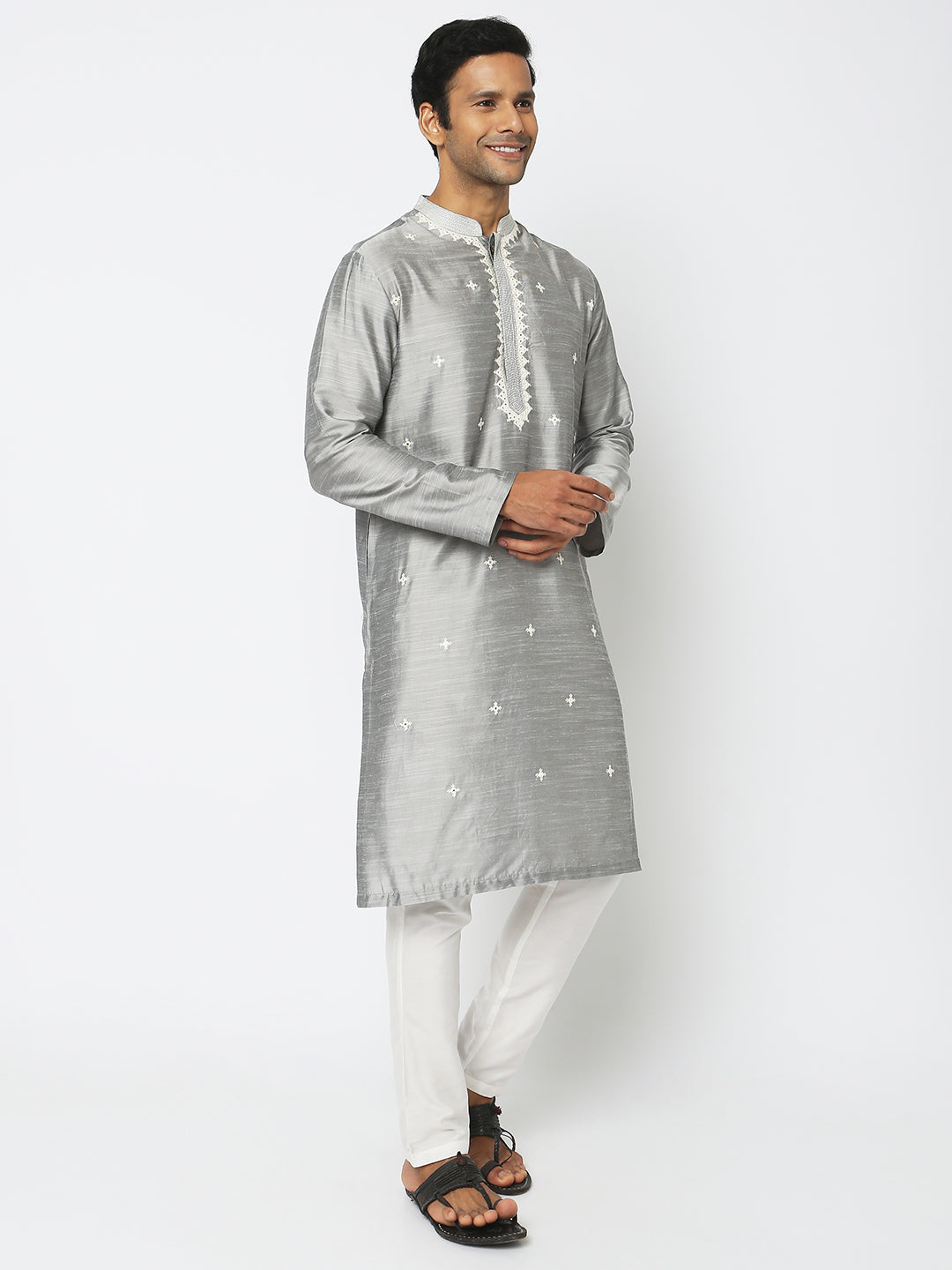 Regular Fit Embroidered Kurta