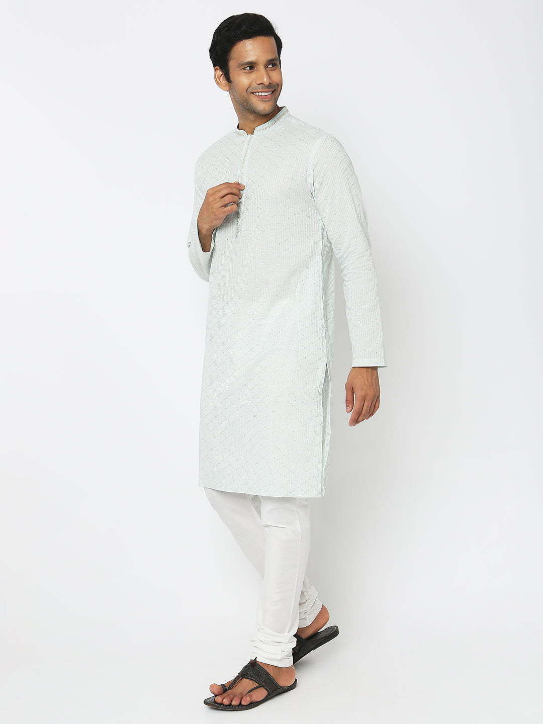 Regular Fit Embroidered Kurta