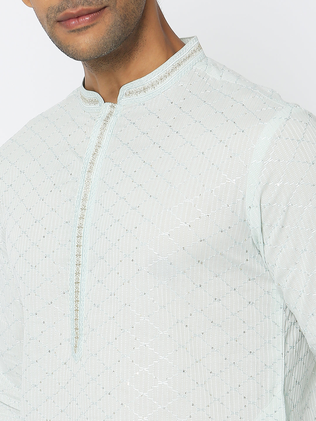 Regular Fit Embroidered Kurta