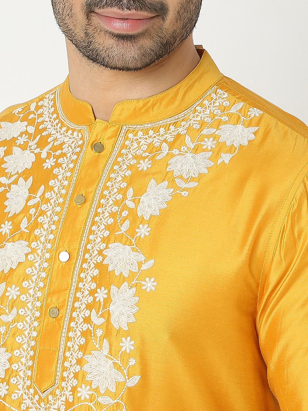 Regular Fit Embroidered Kurta