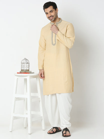 Regular Fit Structured Kurta