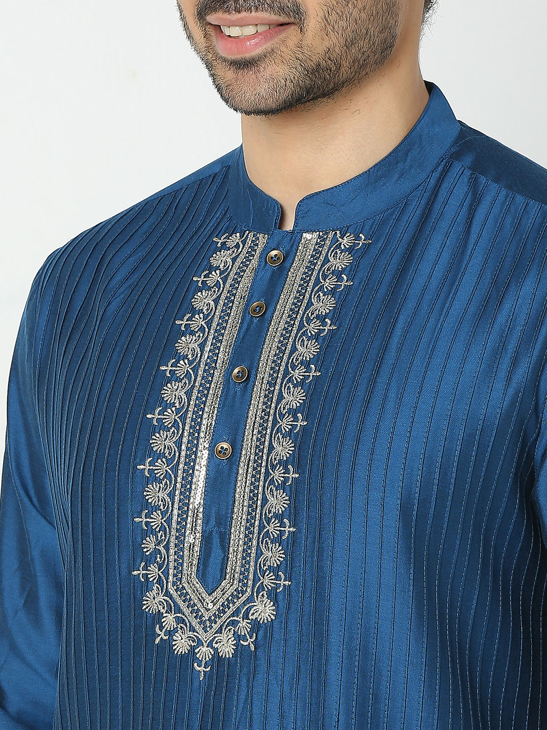 Regular Fit Embroidered Kurta