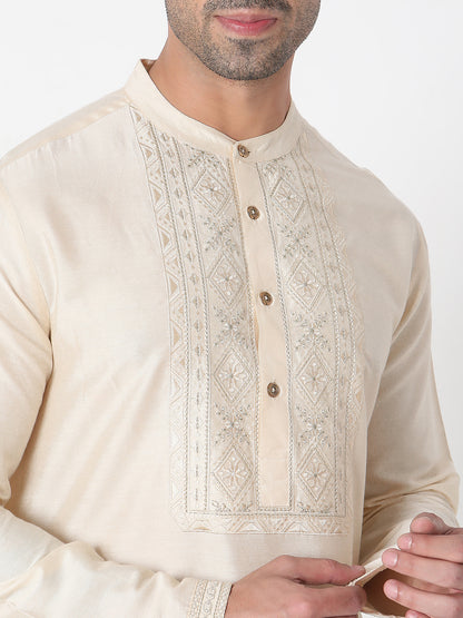 Regular Fit Embroidered Kurta