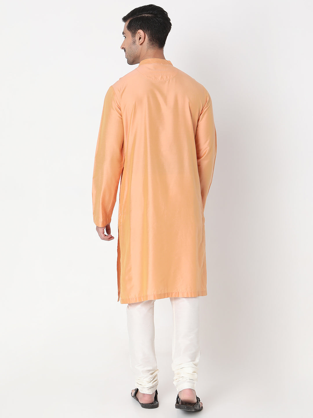 Regular Fit Embroidered Kurta