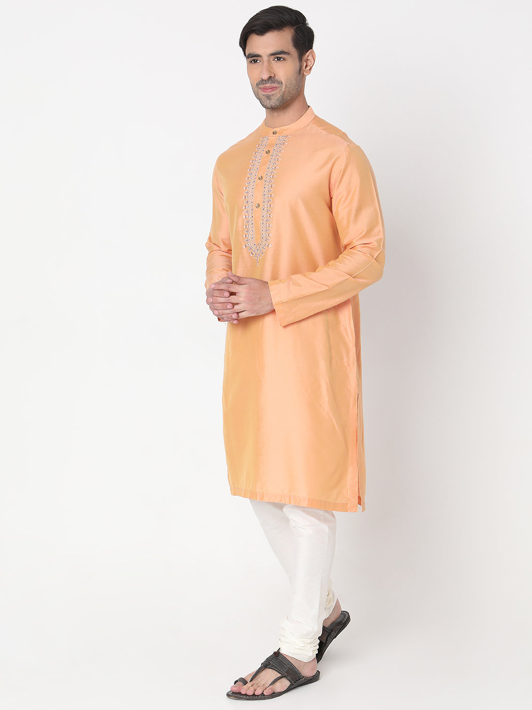 Regular Fit Embroidered Kurta