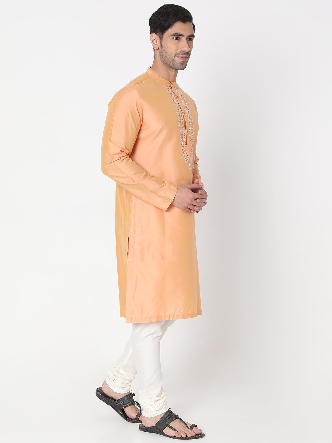 Regular Fit Embroidered Kurta
