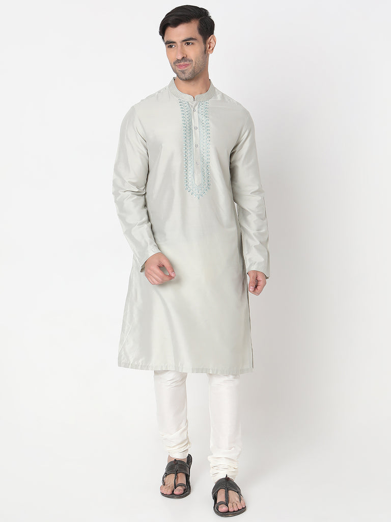 Regular Fit Embroidered Kurta